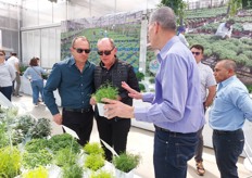 Eyal Inbar talking with visitors. 